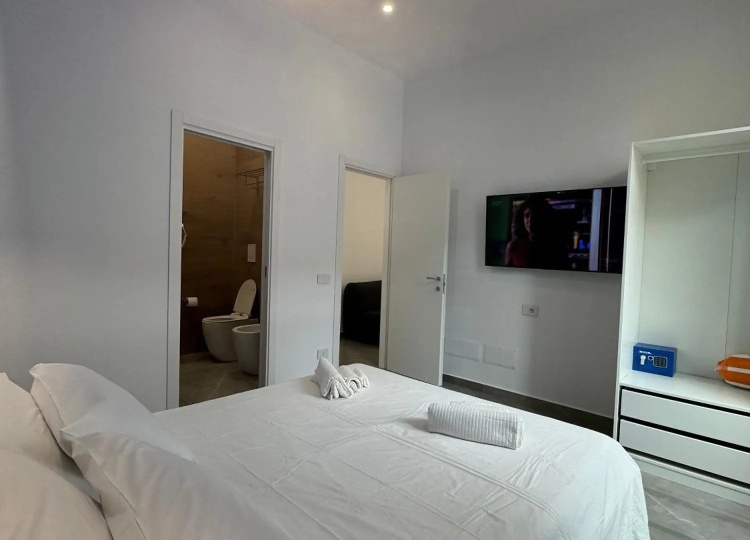 Matera'S Home By Dimorra Naples Aparthotel